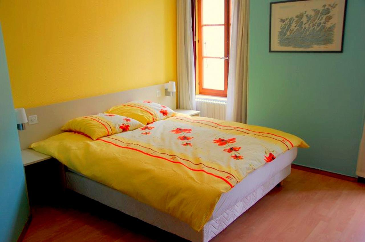 Hotel De L'Ours Vuiteboeuf Dış mekan fotoğraf